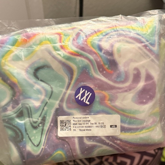 Glowiiscape Leggings - Picture 3 of 3